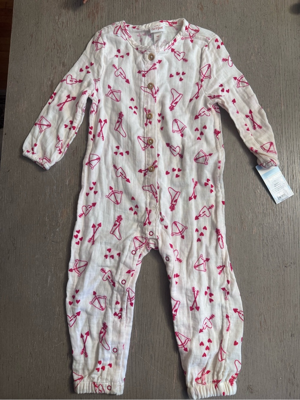 Cat & Jack cream Muslin romper with red Heart & Arrow Print